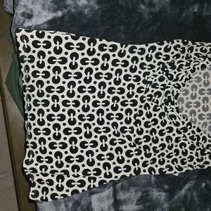 Wet Seal Black and Cream Geometric Print Blouse